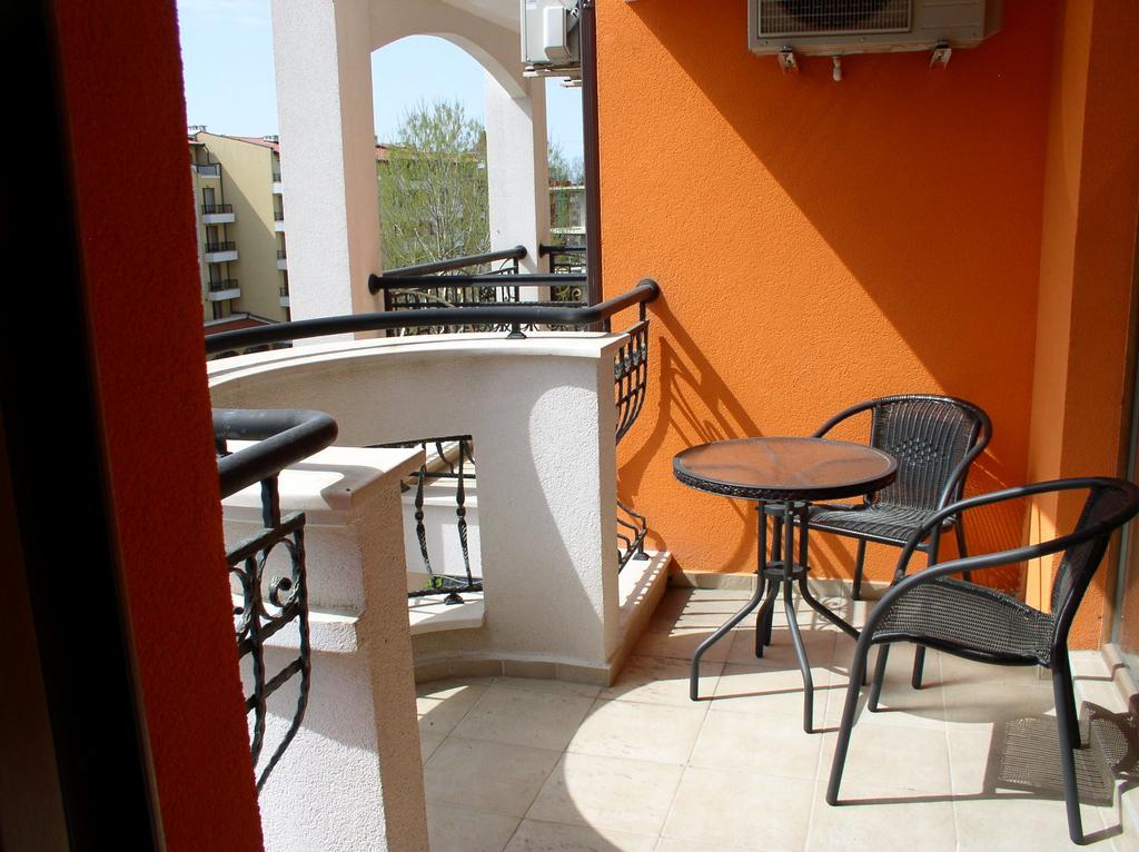 Lvv Palace Apartment Slantschew brjag Exterior foto